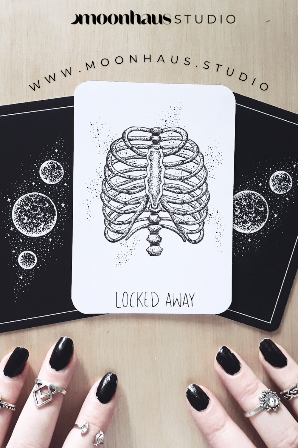 oracle deck: indie oracle cards with guidebook | holographic details | 50 cards