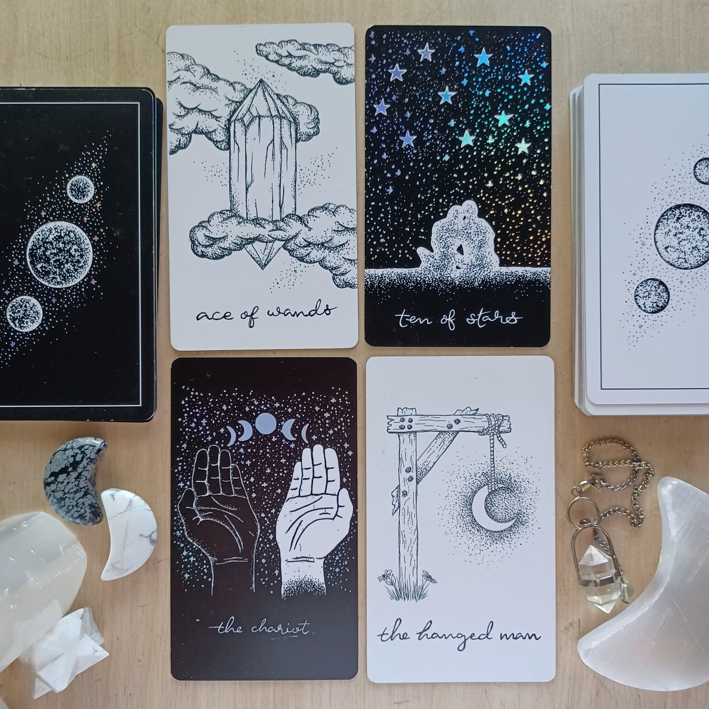 tarot deck bundle set: aesthetic pair of tarot card decks | with holographic details & minimalist tarot art