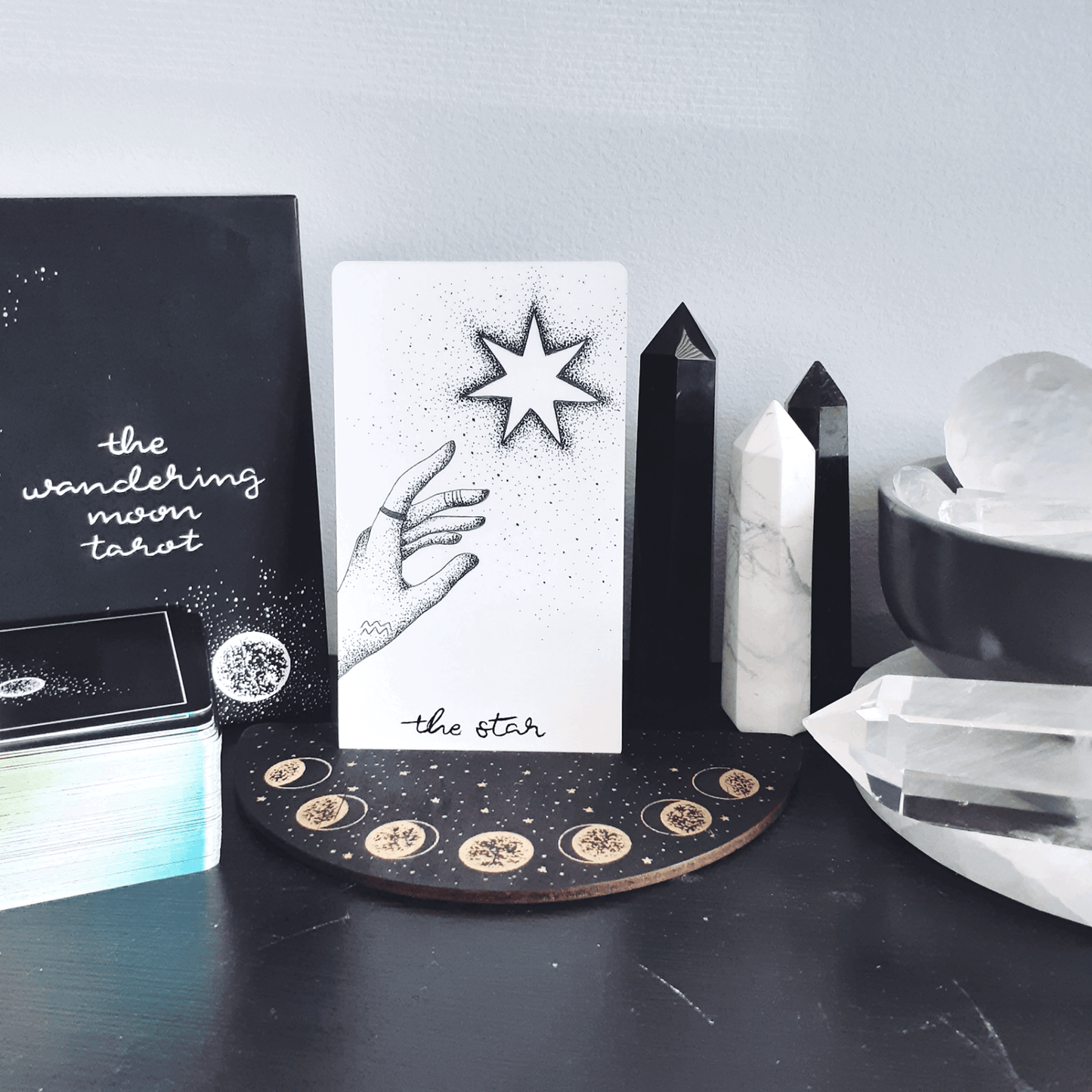 free tarot deck! Wandering Moon Tarot Deck, Celestial Tarot Cards, Crystal Tarot Card Deck, Indie Tarot Deck, Beginner Tarot Deck, Tarot Deck with Guide