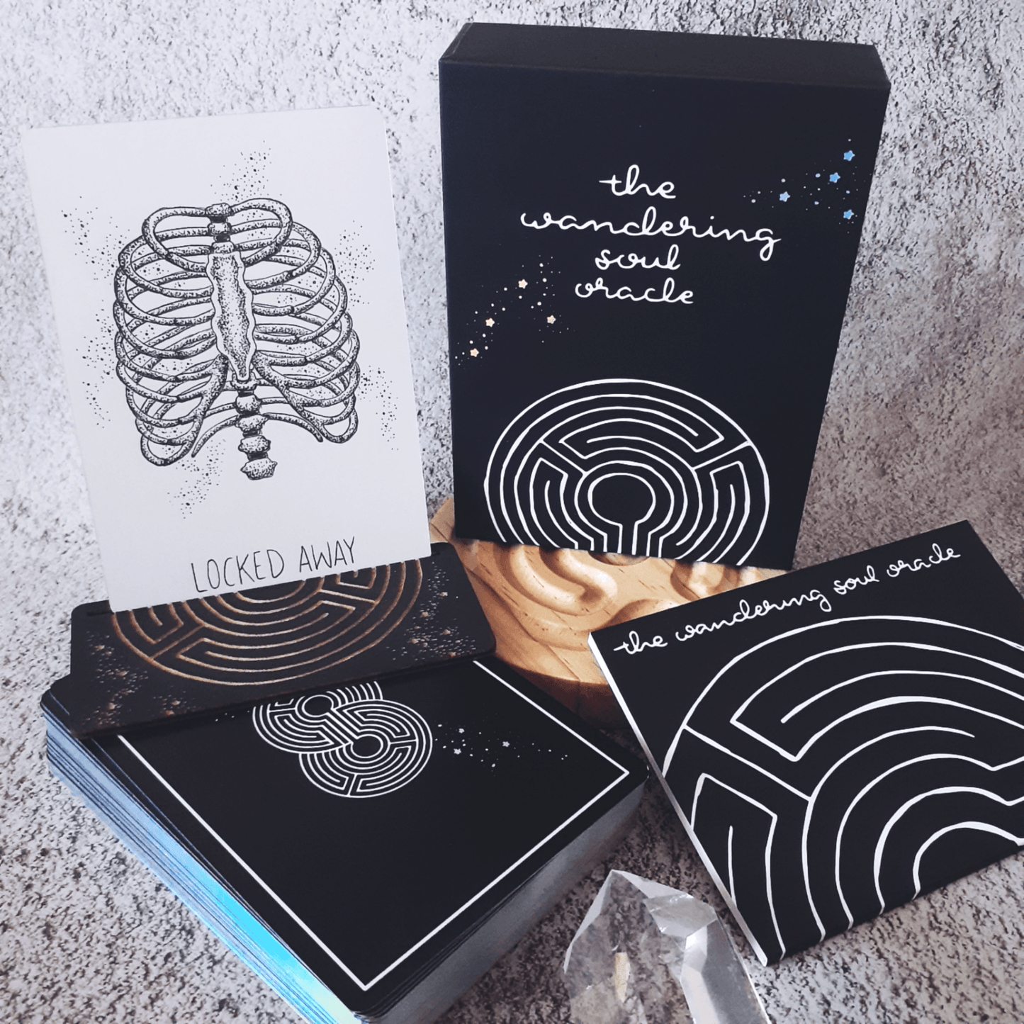 free tarot deck: wandering soul oracle, holographic illustrated aesthetic oracle cards - The Wandering Moon Co.