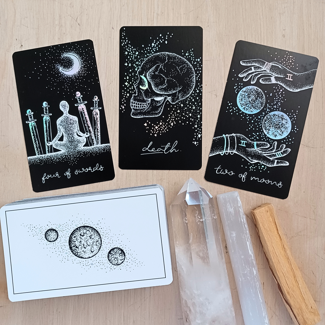 Common Misconceptions About Tarot: Debunking the Myths
