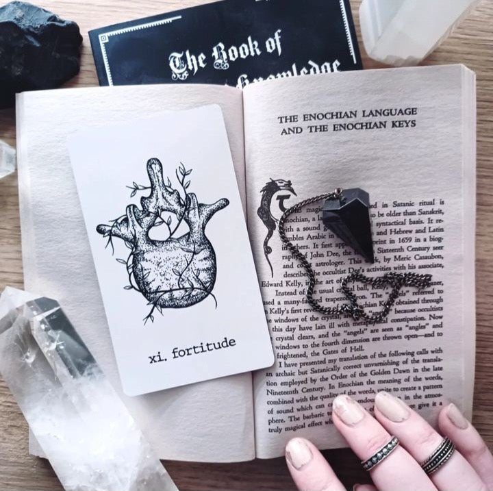 Indie Tarot: Fresh Perspectives for Modern Readings