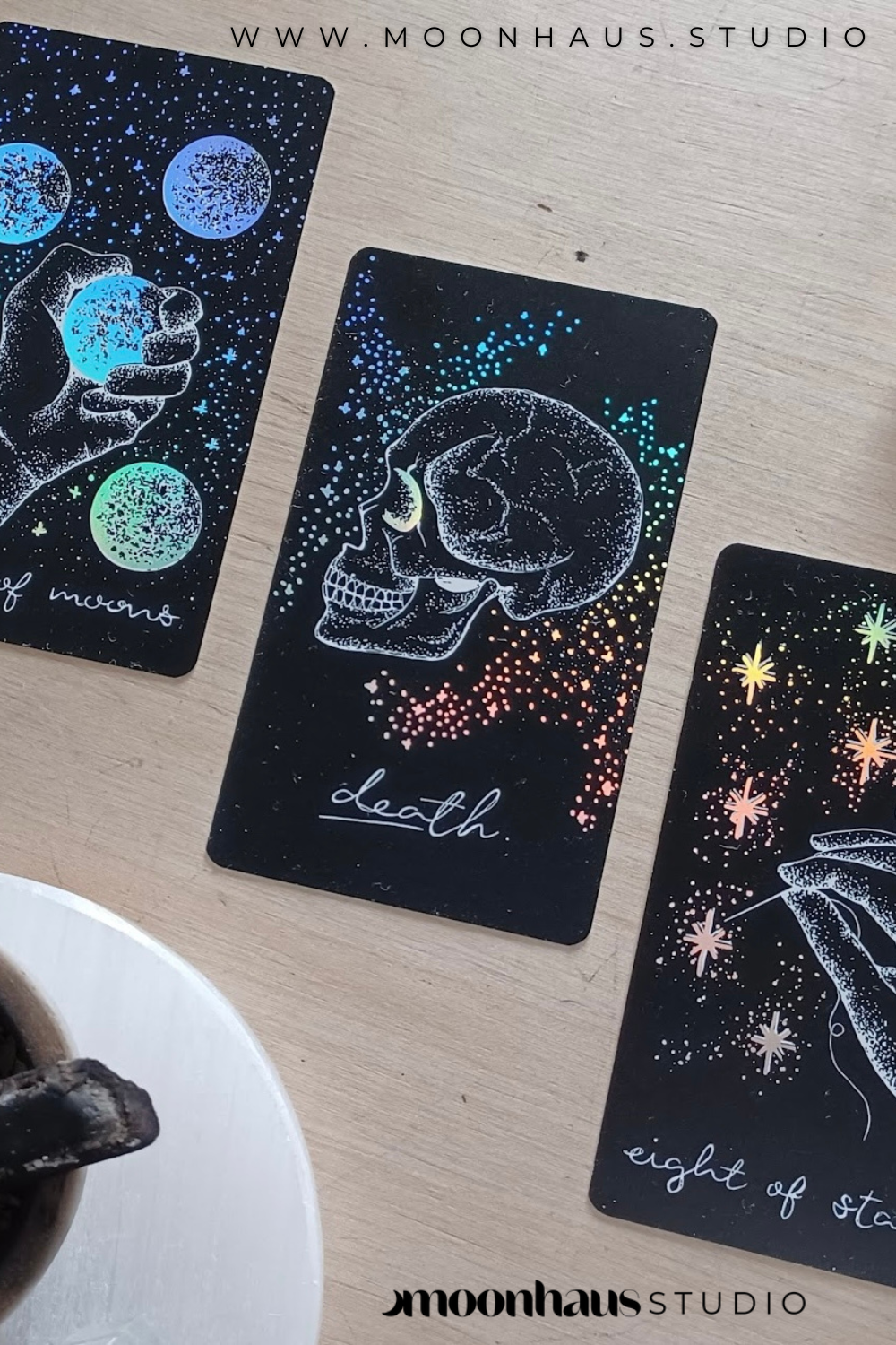 tarot cards deck: beginner decks - learn tarot reading & spreads | black tarot with holographic details, minimalist card art with tarot guide booklet
